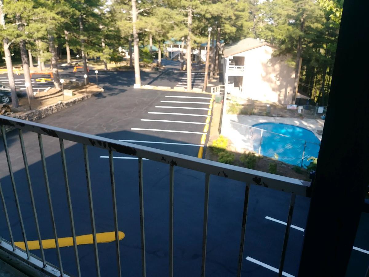 Traveler'S Inn Eureka Springs Exterior photo
