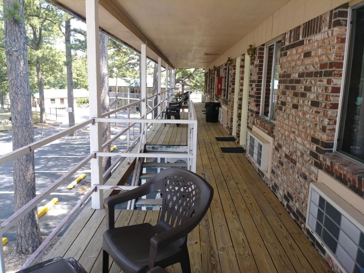Traveler'S Inn Eureka Springs Exterior photo